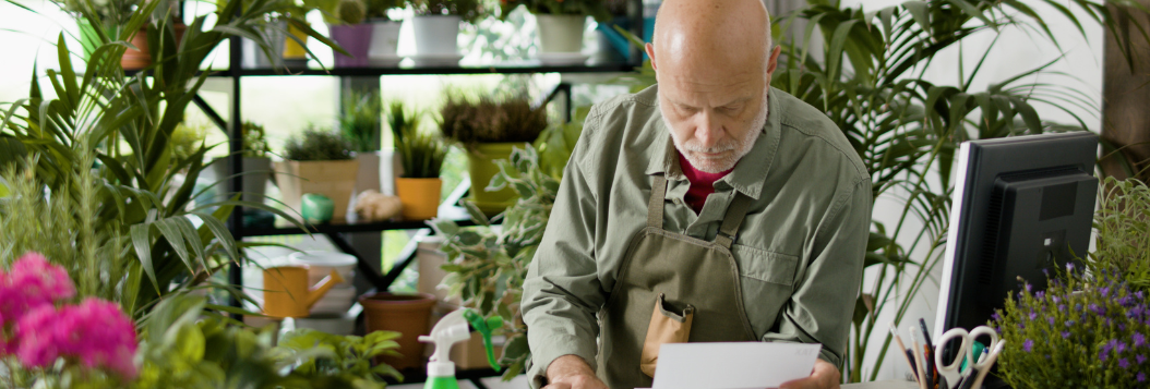 business checking_1054x357